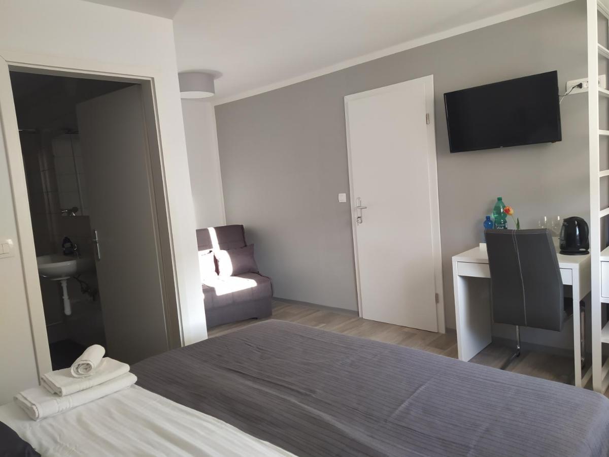 Apartment Trubarjeva33, Near Ljubljana, Free Parking Velike Lasce エクステリア 写真